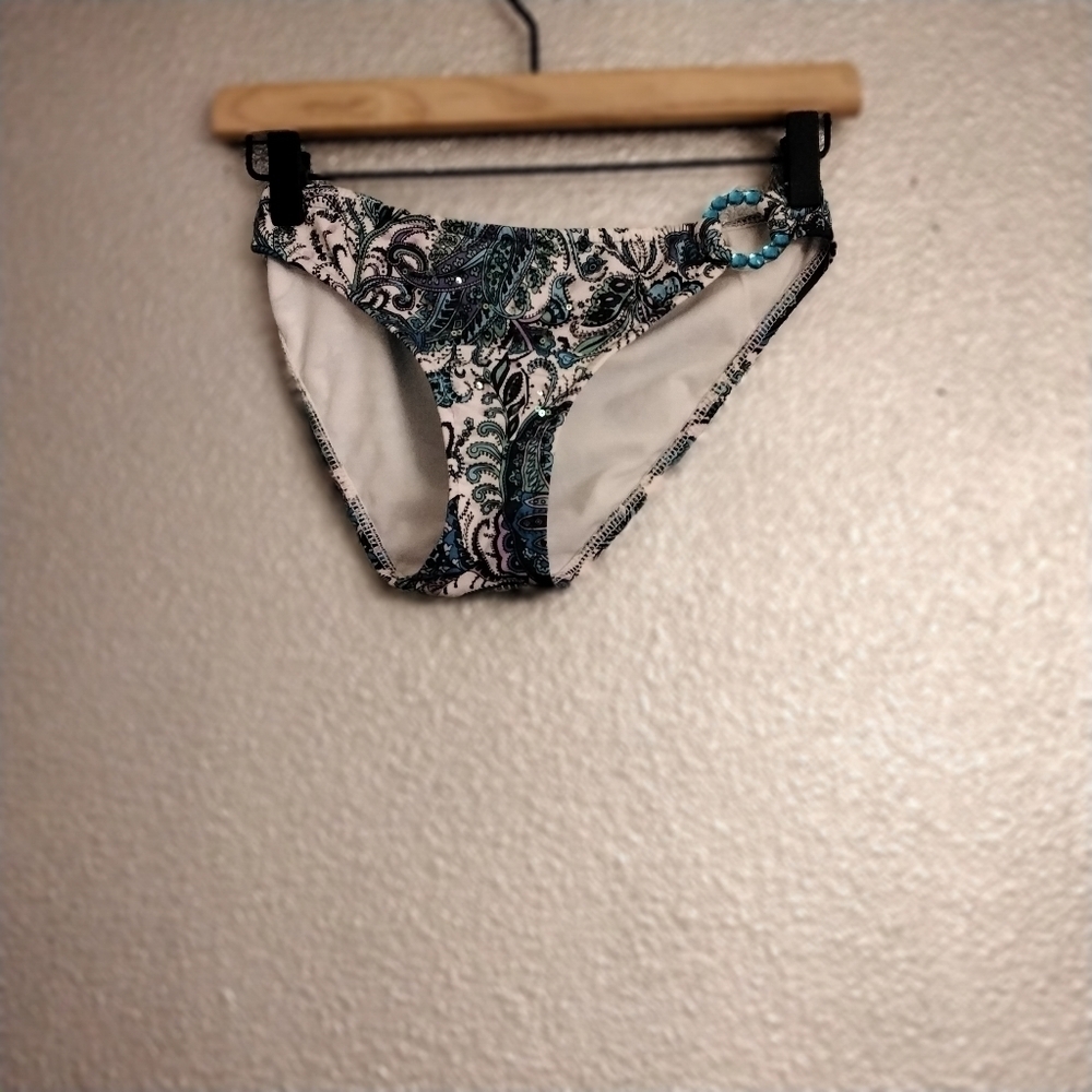 BIKINI BOTTOMS  SIZE M